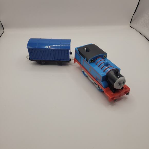 Thomas Blue Gullane Mattel Motorized Engine No.1 & Box Car 2009 Work Great - Picture 2 of 5
